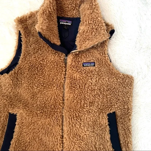 🍒𝗣𝗮𝘁𝗮𝗴𝗼𝗻𝗶𝗮 𝗗𝘂𝘀𝘁𝘆 𝗠𝗲𝘀𝗮 𝗩𝗲𝘀𝘁 𝗶𝗻 𝗟𝗮𝗿𝗴𝗲 - Picture 3 of 12